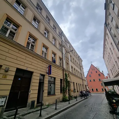Roof Apartment