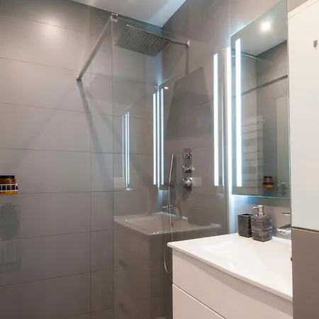 Roof Apartman